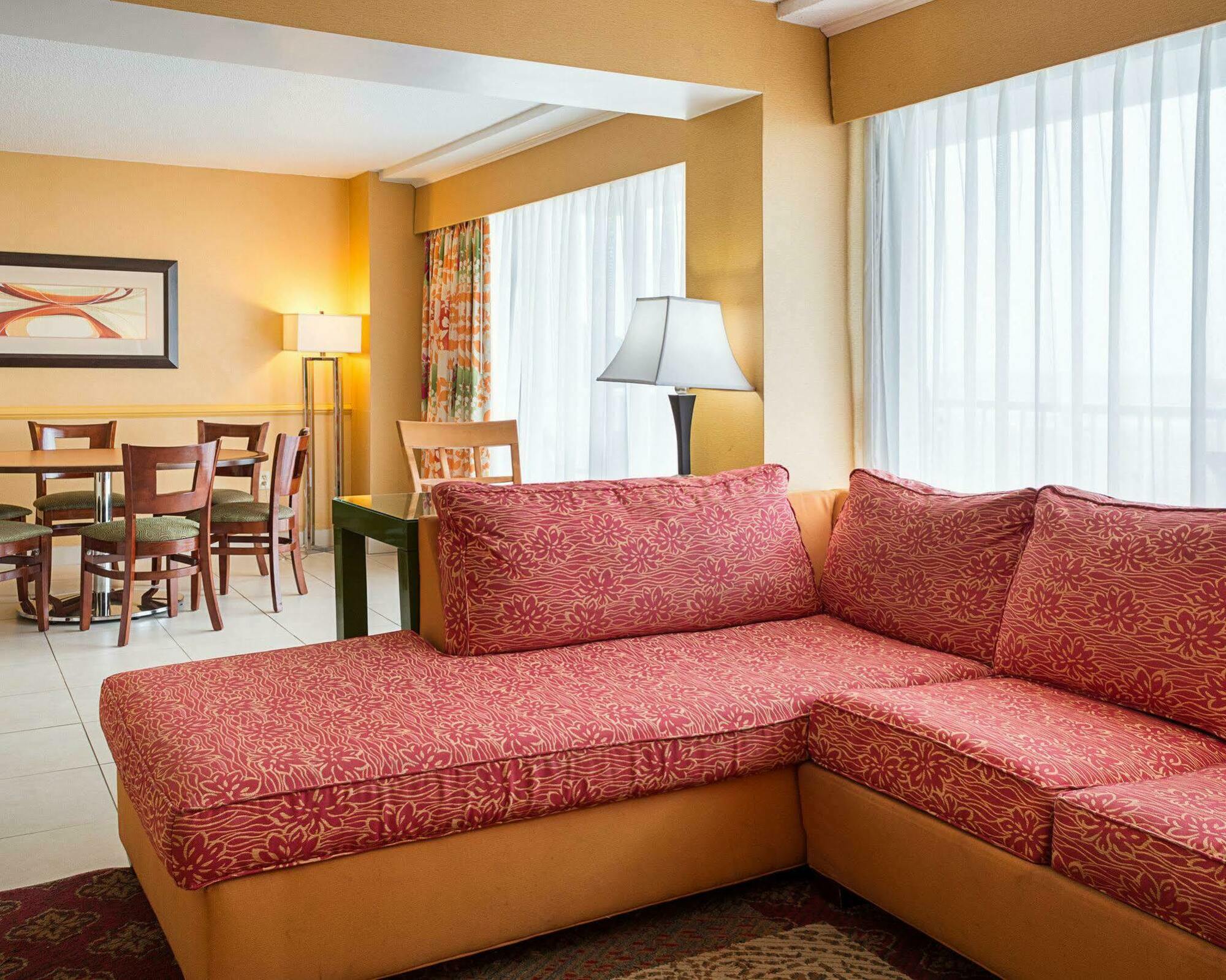 Coastal Hotel & Suites Virginia Beach - Oceanfront Εξωτερικό φωτογραφία